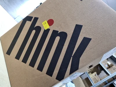 Настолен комютър ThinkCentre M70t Gen 5, Intel® Core™ i7-14700 vPro® (E-cores up to 4.20GHz, 33MB), W11P64 ENG, 16.0GB, 1x512GB SSD M.2 2280 PCIe