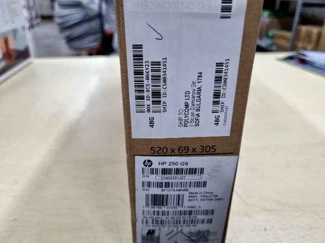 Лаптоп HP 250 G9 Dark Ash Silver, Core i3-1215U(1.2Ghz, up to 4.4Ghz10MB6C), 15.6 FHD AG + WebCam, 8GB 3200Mhz 1DIMM, 256GB PCI SSD, WiFi ac + BT5,