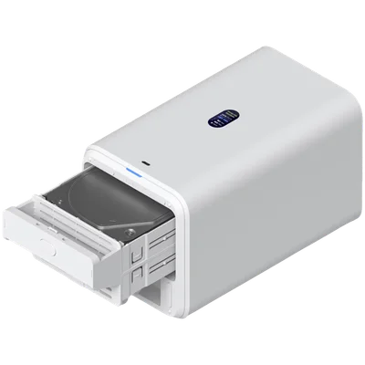 Мрежово сторидж Ubiquiti UniFi UNAS-2-W-EU, 2 x 3.5" HDD, 2.5GbE, USB-C, PoE++ адаптер, бял