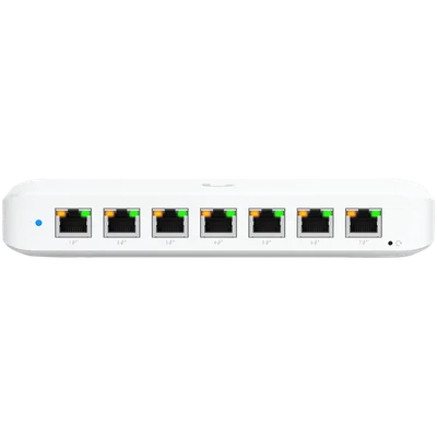 Ubiquiti USW-Ultra-210W-EU compact, Layer 2, 8-port GbE PoE switch with versatile mounting options, 7x GbE PoE+ output ports, GbE port with optional PoE++ input, 202W PoE availability with the included AC power adapter