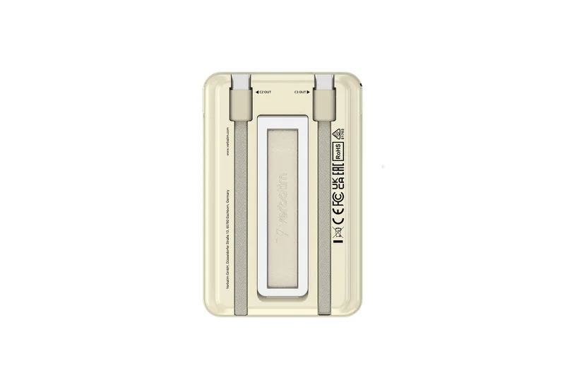Verbatim Charge 'n' Go 2C Power Bank Magnetic Wireless 5000mAh with 2 USB-C Cables & Stand Gold