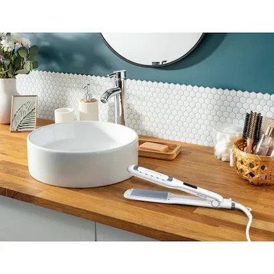 Преса за коса Rowenta SF5010F0 Wet & Dry Pro, Nano Ceramic, йонизираща функция, широки плочи, LCD дисплей, бяла