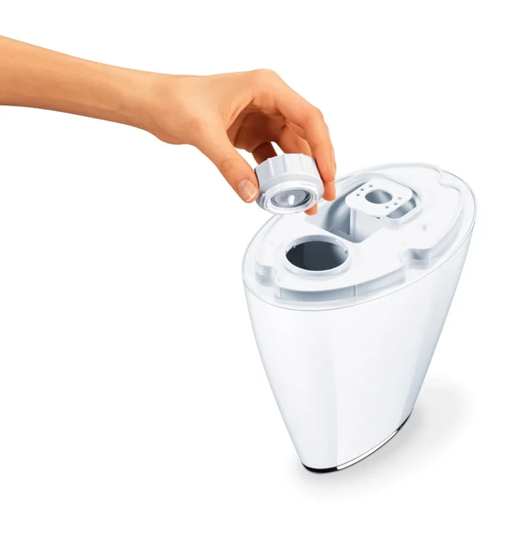 Beurer LB 37 air humidifier white; ultrasound humidification technology; 15 aroma pads; clianing brush; 20 watts; max. 20m2