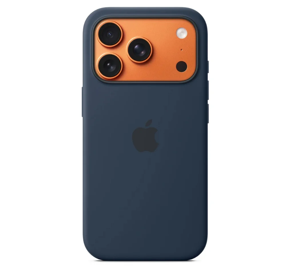 Apple iPhone 17 Pro Silicone Case with MagSafe – Midnight