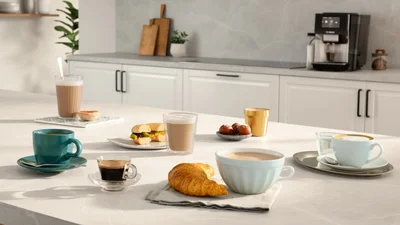 Bosch TQE80703, SER8, Fully automatic coffee machine VeroBar 19 bar, TFT display 5", HC, Up to 36 bev.(incl. HC), Inox front, Cup warmer, Aroma Select, ColdBrew, CeramDrive