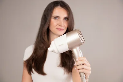 Beurer HC 40 Travel hair dryer, 2000 W, Narrow nozzle attachment, Ion function, 3 heat & blower settings, cold air, Hot-cold alternating mode, Removable safety filter, overheating protection, Bag