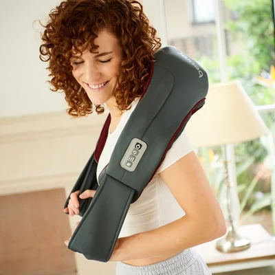 Масажор Beurer MG 151 3D Shiatsu за рамене, врат, гръб и крака, 8 въртящи се шиацу глави, функция топлина, 3 степени, автоматично изключване, сива