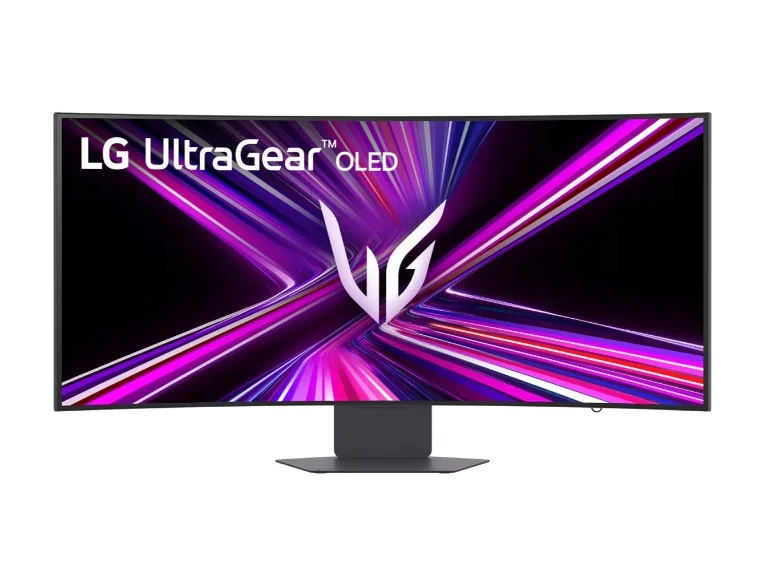 LG 39GX900A-B, 39", OLED UltraGear 21:9 Curved, 0.03 ms, WQHD (3440x1440), 240Hz, HDR 10, 1500000:1, 250 cd/m2, DCI-P3 98.5%, VRR, Free-sync, G-Sync, USB-C, PD 65W, HDMI, DP, PBP, Speakers 7Wx2, LG Switch, Height, Swivel, Tilt, Black