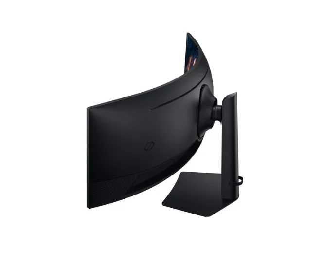 Samsung LS49FG910, 49" Odyssey G9 GAMING VA Curved OLED, 1000R, 144Hz, Smart. 32:9, 5120 x 1440, Display Port , HDMI,Micro HDMI, USB Hub, Silver + Logitech G102 Mouse, Lightsync RGB, 8000 DPI, 6 Programmable Buttons, Black