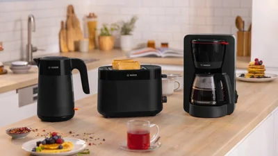 Bosch TAT2M123, MyMoment Compact toaster, 950 W, Auto power off, Defrost and reheat setting, Integrated warming grid, High lift, Black