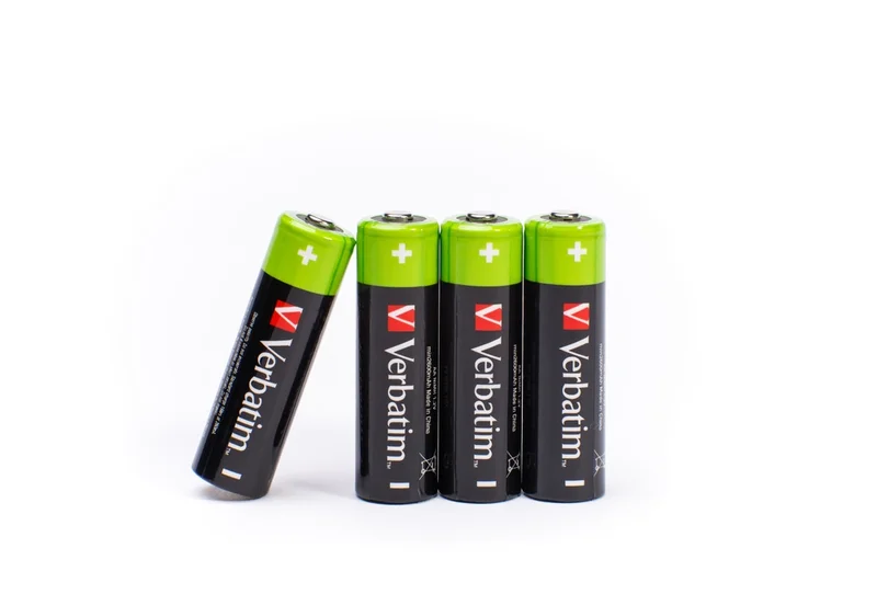 Презареждаеми батерии Verbatim AA 2500mAh NiMH 1.2V комплект 4 броя