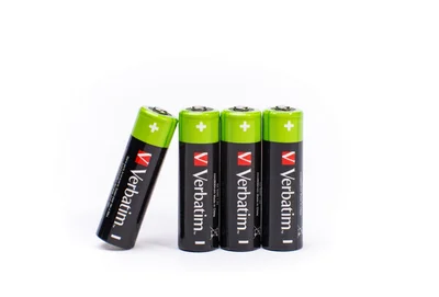 Презареждаеми батерии Verbatim AA 2500mAh NiMH 1.2V комплект 4 броя