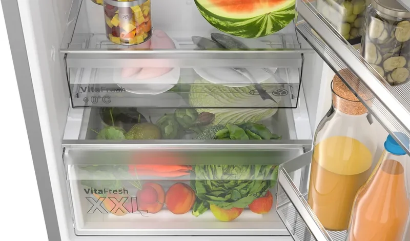 Bosch KGN392LDF SER4, FS fridge-freezer, Total No Frost, D,  203/60/66.5cm, 363l(260+103), 35dB, VitaFresh XXL , Stainless steel look