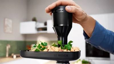 Bosch MFWS660B, SER6, Meat mincer - MultiPower 2100 W, Planetary gearbox, 3,5 kg/min, kebbe attachment, sausage attachment, fruit press attachment, shredding attachment, reverse function, Black