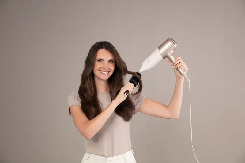 Beurer HC 70  Hair dryer, 2100 W, Ionic function, Powerful DC motor, 2 attachments, 3 heat settings,2 blower settings, cold air, overheating protection, Removable safety filter