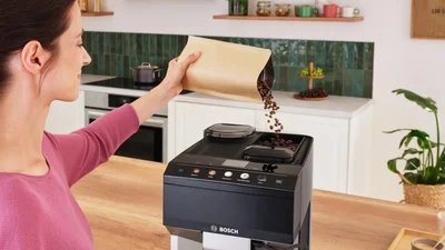 Bosch TPE40307, SER4, Fully automatic coffee machine VeroCafe 15 bar, TFT display, 9 bev., Silver/Piano black, Ground coffee, AromaDouble Shot, CeramDrive