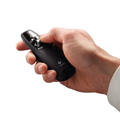Безжичен презентер Logitech R400 черен