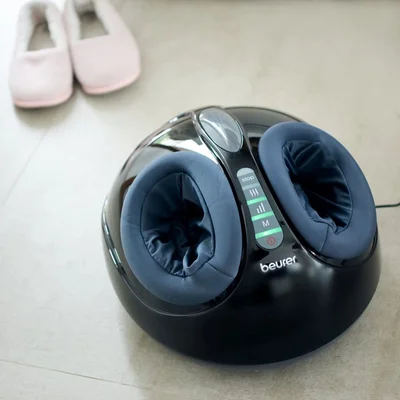 Масажор за крака Beurer FM 90 Shiatsu с въздушно налягане, функция за затопляне, 3 програми, 3 нива на интензитет, черен