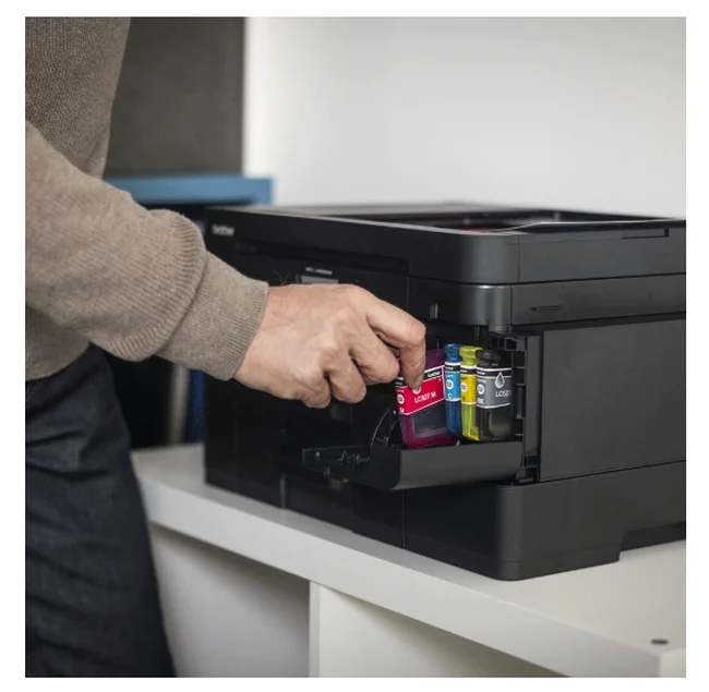 Brother LC527XLC  Cyan Ink Cartridge for MFCJ5010DW/MFCJ5110DW - 2000 page yield