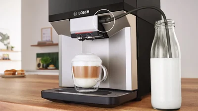 Bosch TPE40307, SER4, Fully automatic coffee machine VeroCafe 15 bar, TFT display, 9 bev., Silver/Piano black, Ground coffee, AromaDouble Shot, CeramDrive