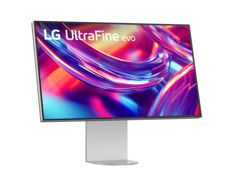 LG 32U990A-S, 31.5" UltraFine EVO 6K Nano IPS, 5ms, 450 cd/m2, 2000:1, 6K (6144 x 3456), HDR 600, Adobe 99.5% , PD 96W, USB, HDMI 2.1, Thunderbolt 5x2, DP, Speaker 5Wx2, PIP, PBP, LG Switch, Reader Mode, Tilt/Height/Pivot/, Black